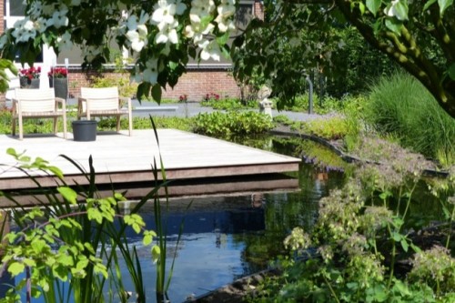 maaimachine voor tuinonderhoud