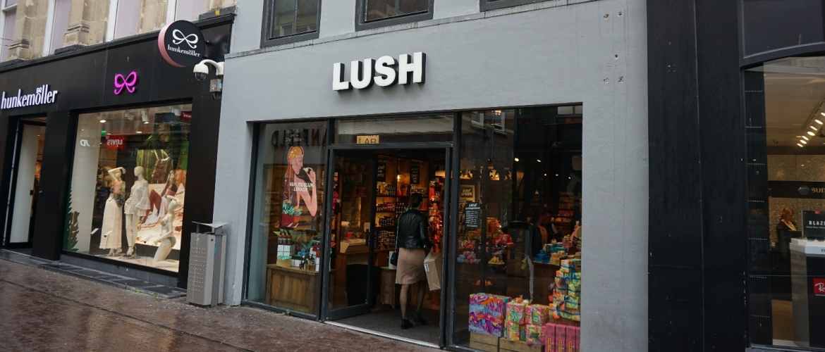 Audio voorzieningen Business Audio Systems in winkels Lush