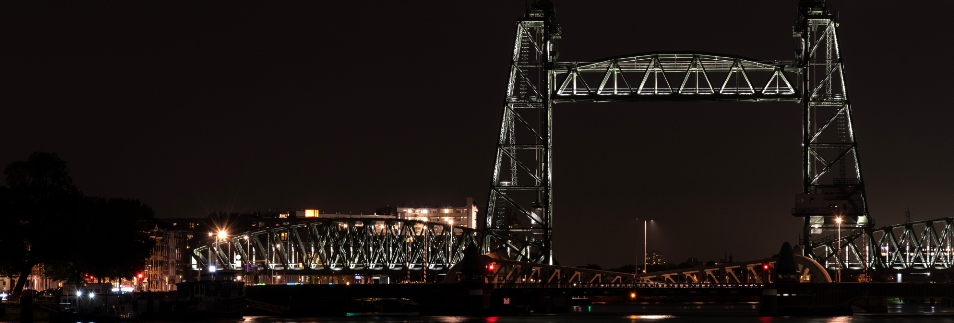 rotterdam-de-hef-by-night-001