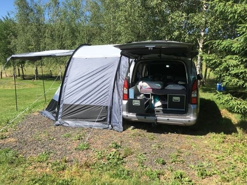 Citroen Berlingo Minicamper - camper-in-a-box.be met bustent