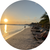 Strand ondergaande zon Curaçao
