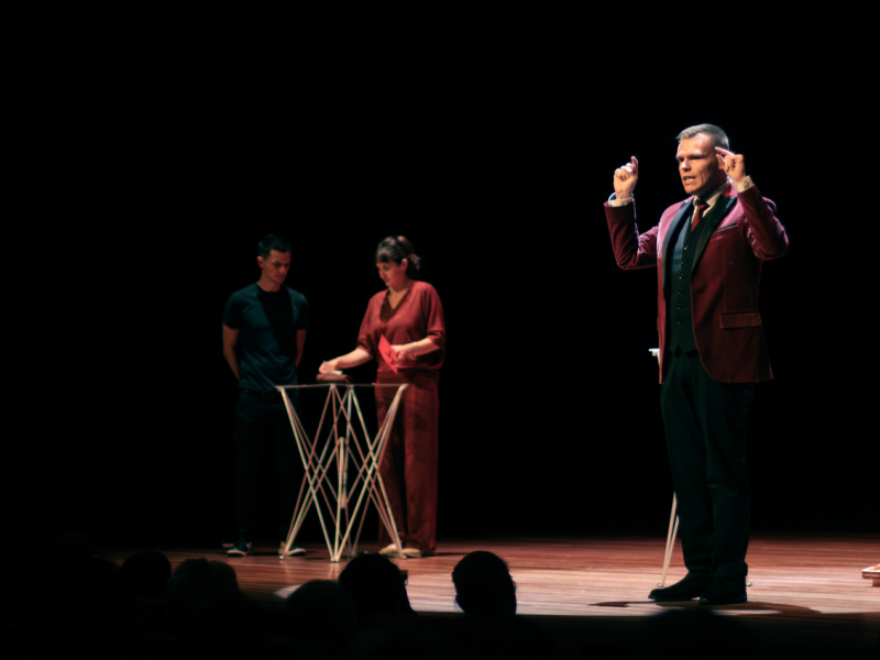en goochelaar optreden boeken voor een voorstelling in België