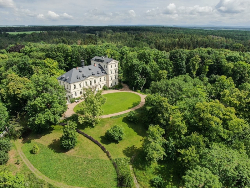 Château Mcely