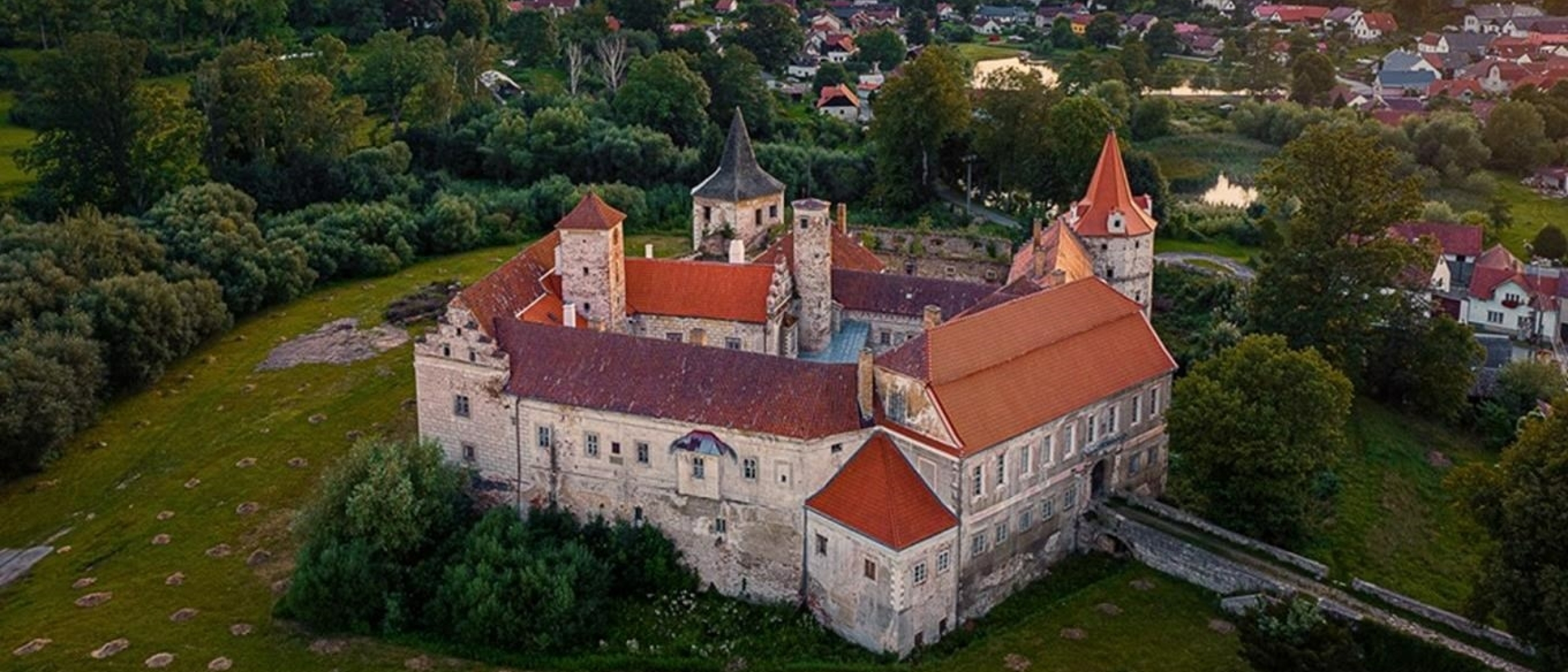 Schloss Červená Řečice: ein vergessenes Renaissancejuwel in der Vysočina