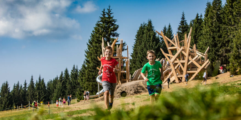 Pecka-Spiellandschaft in Pec pod Sněžkou,