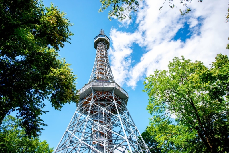 Aussichtsturm Petřín in Prag