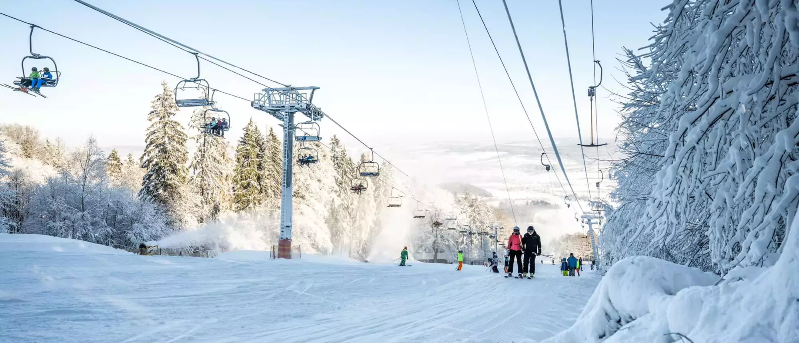 Winter 2025/2026: schneesicher Skifahren in den tschechischen Skigebieten