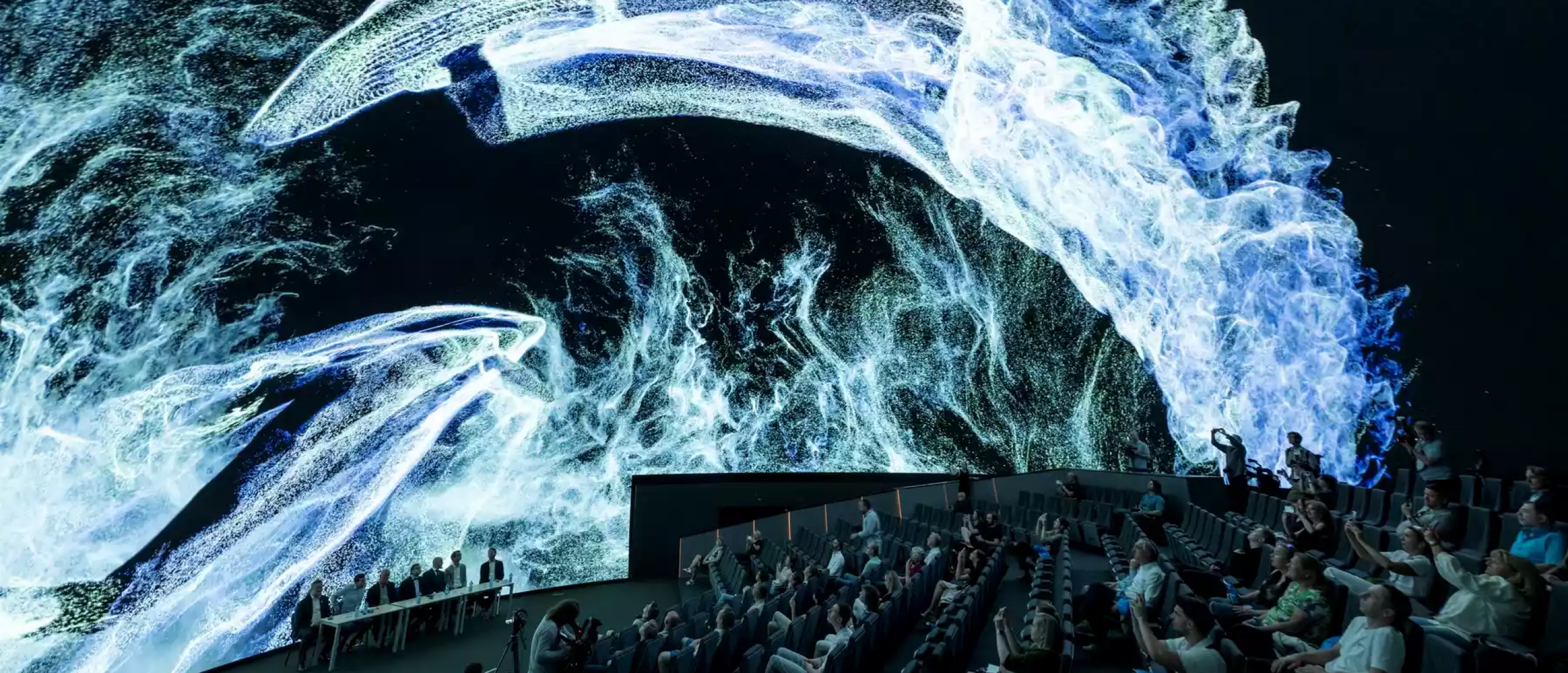Het spectaculairste planetarium van Europa staat in Praag