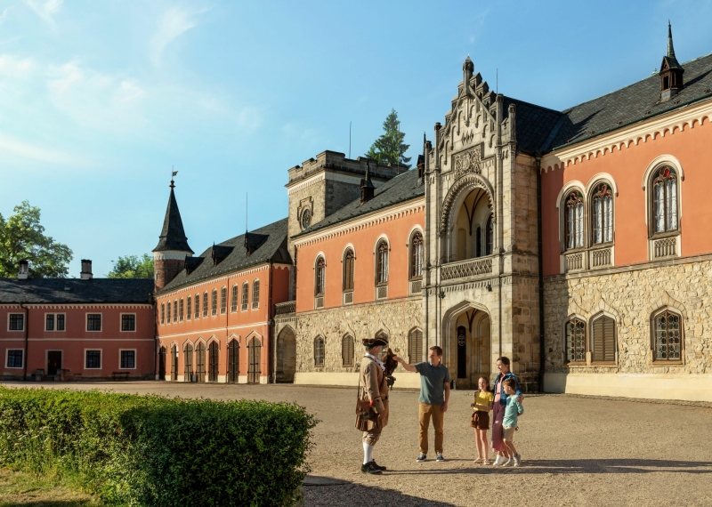 Kasteel Sychrov met kinderen