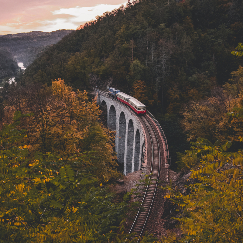 Treinroute door de Sázava-vallei