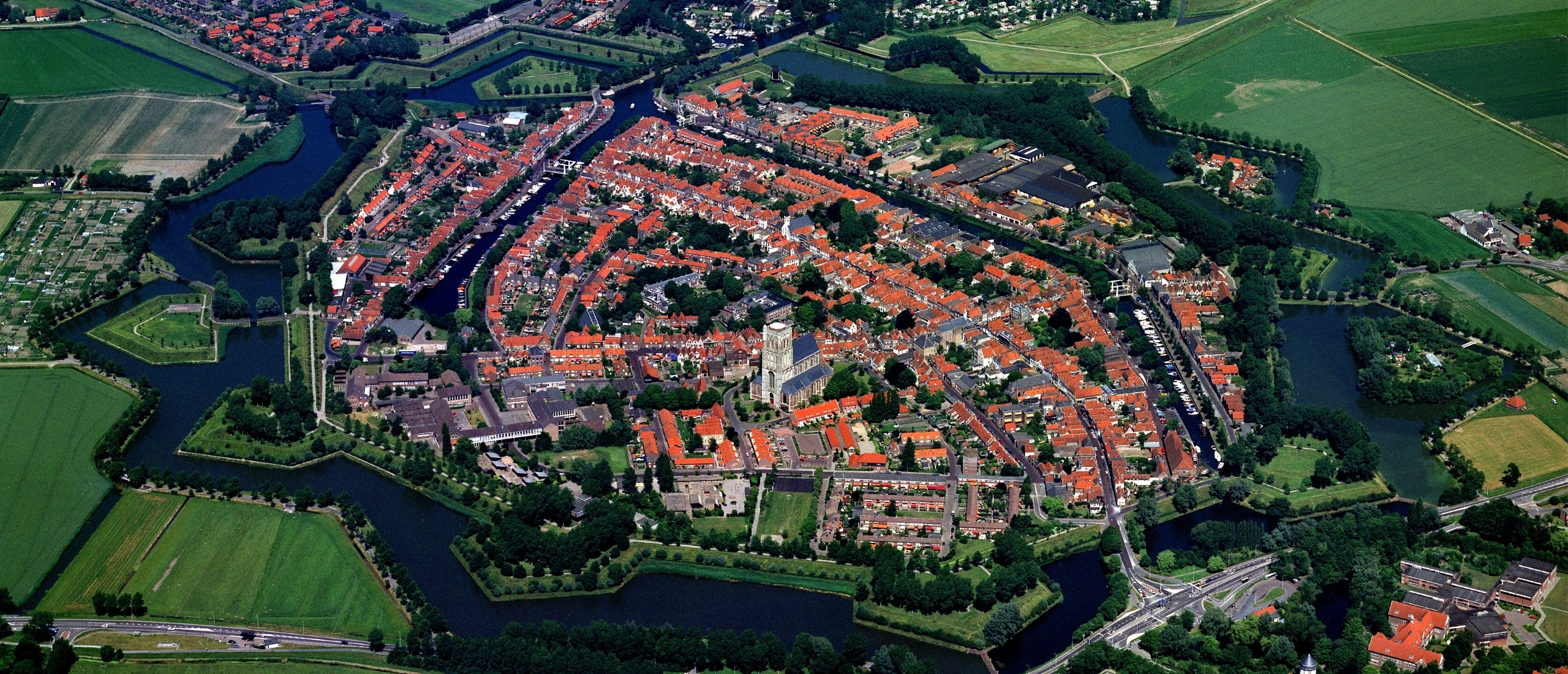De 9 leukste vestingsteden van Nederland