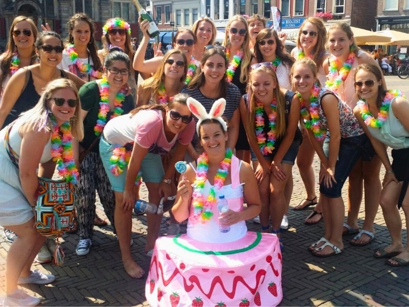 Speel de Wedding Game met het vrijgezellenfeest