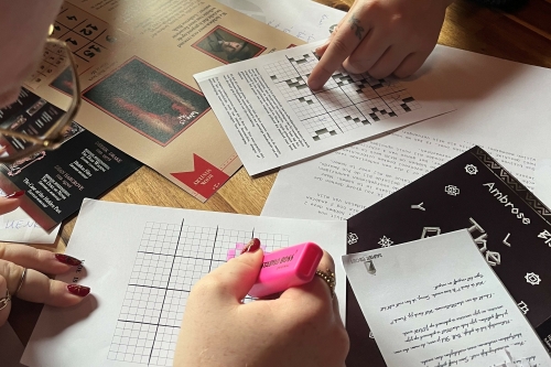 review murder mystery