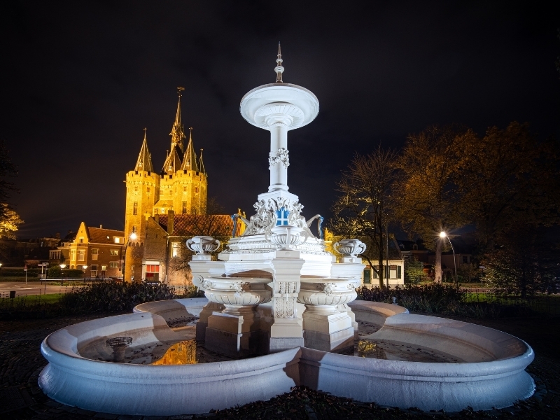 van-nahuys-fontein-in-zwolle