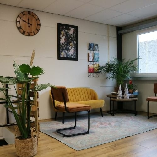 Zitgedeelte van onze praktijk waar we Bokstherapie geven in de omgeving Amsterdam