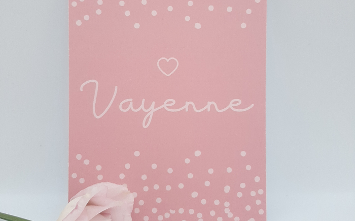 budget geboortekaartje vayenne roze met confetti