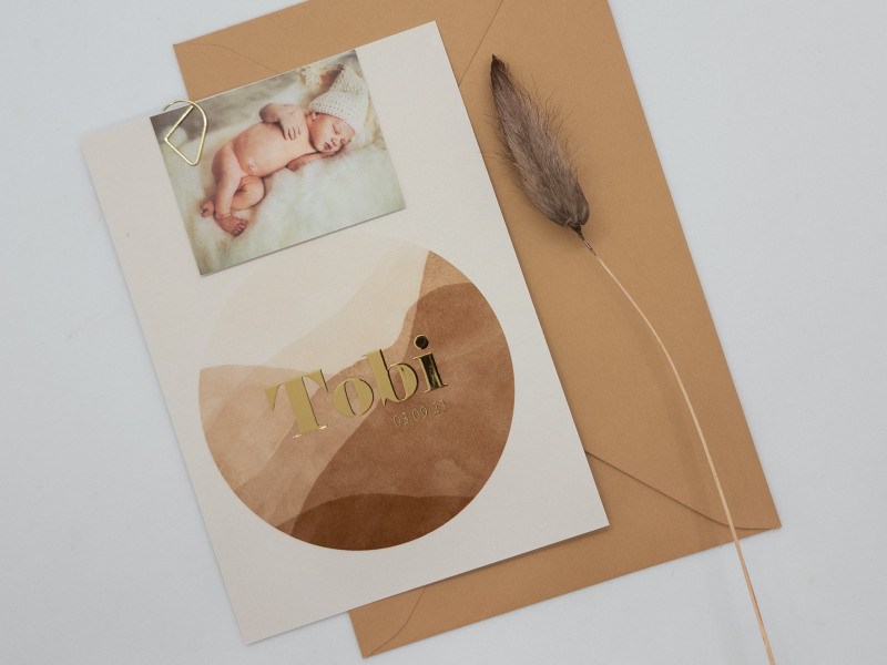 geboortekaartje jongen met goudfolie naturel kleur met fotokaartje en watercolor tobi