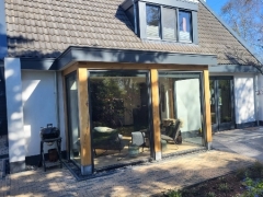 Erker voorkant woning