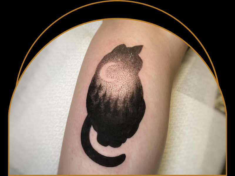 Kleine blackwork tattoo eindhoven