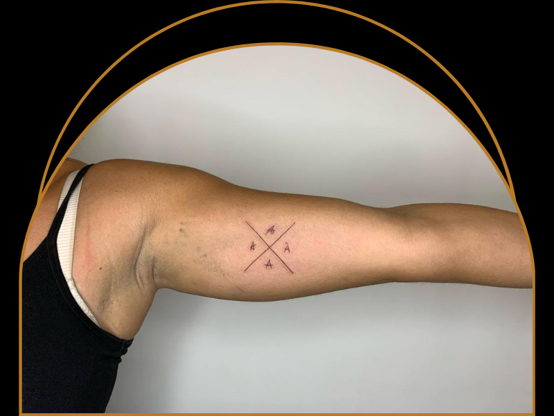 kleine fine line tattoo eindhoven