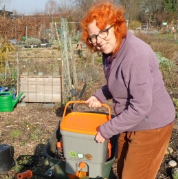 Bokashi en compost specialist Caroline de Vlaam