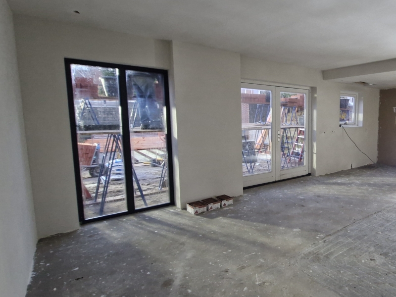 Aanbouw en vloerverwarming in Lisse