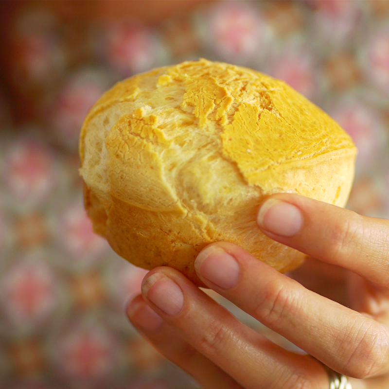 Braziliaanse kaasbroodjes vierkant dichtbij - Marije Bakt Brood