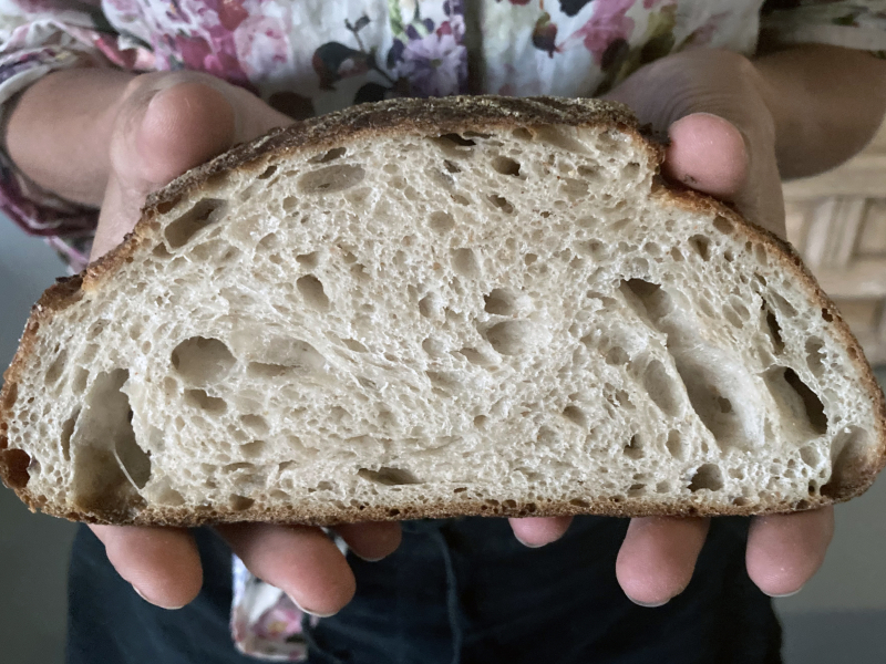 Desembrood handen Marije - Marije Bakt Brood