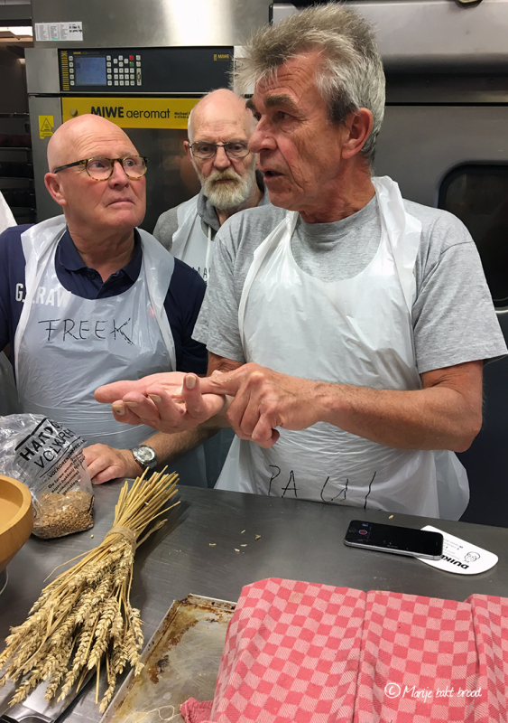 Volkoren bakles, Hartog volkoren - molenaar Paul - Marije Bakt Brood