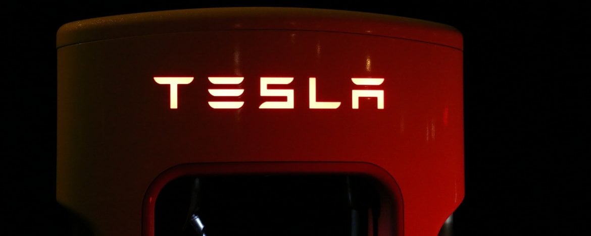 Hoe de Tesla Model 3 de BMW M3 te kakken zet (dankzij Elon Musk)