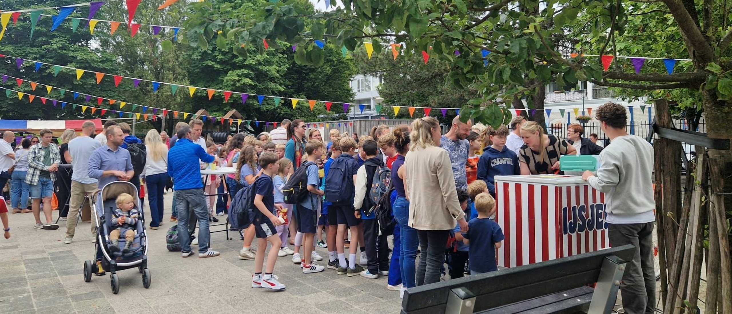 Een dag vol geluk bij de Meander: 300 ijsbollen en heel veel blije gezichten!