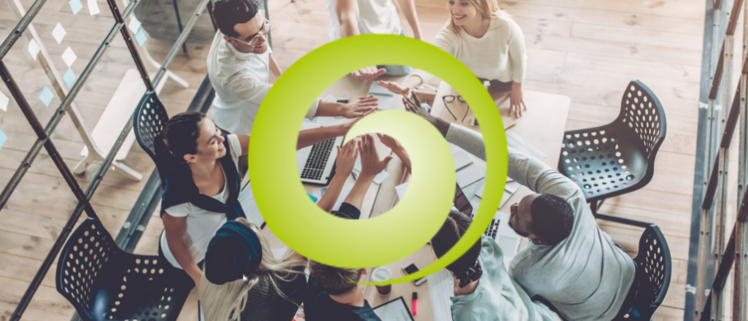 adviseurs in overleg met elkaar welke adviesreflex zij hebben