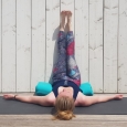 Gebroken kaars - viparita karani - yoga houding met benen tegen de muur