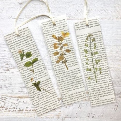 Bookmarks with pressed flowers.