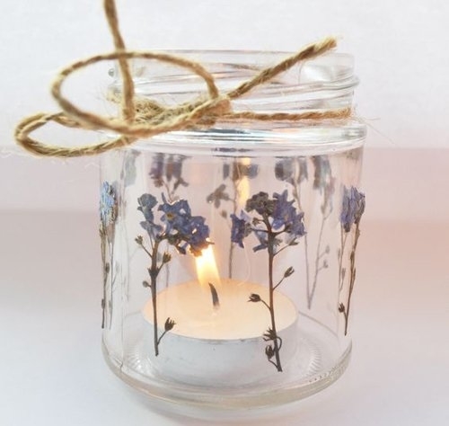 cute tea light holder with pressed flowers.