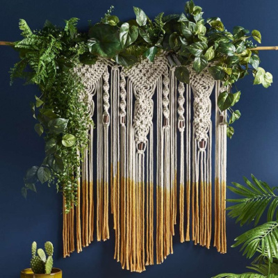 DIY Dip Dye Macramé wall pendant