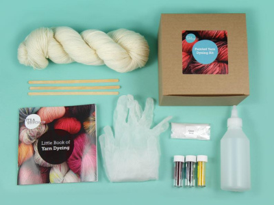 DIY Dyeing yarn textile starterkit