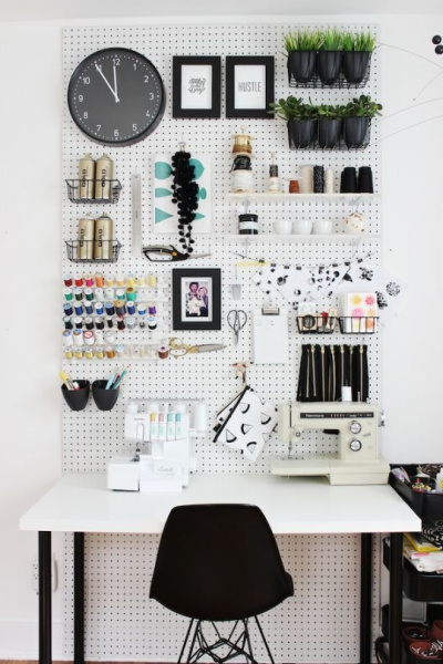 Using a Pegboard In Your Hobby Room