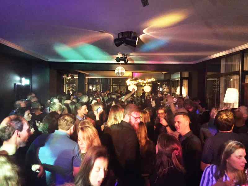 DJ in Gouda Partypeople in The Clubroom van De Zalm Gouda