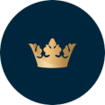 Logo van AmaWaterways met een goud kroontje als symbool links van de merknaam in sierlijke hoofdletters op een witte of lichtgekleurde achtergrond.