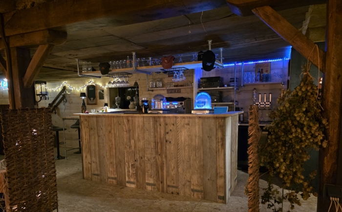 sFEER IN ONS CAFE BISTRO OP HET NATUURKAMPEERTERREIN