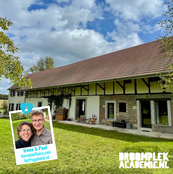 frankrijk-groepslocatie-retreats-retraite-yoga-paul-irene-domaine-daisy-yogahotel-droomplekacademie-ervaringen-tips