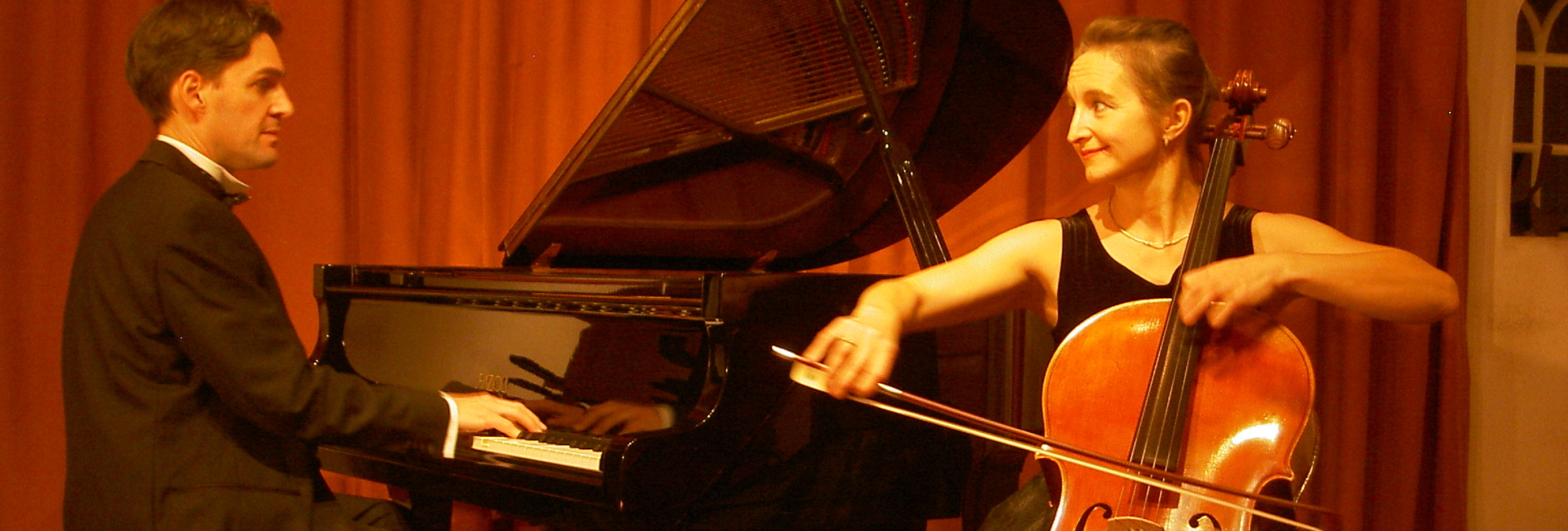 Duo Celliano Live Muziek en Les op Cello en Piano