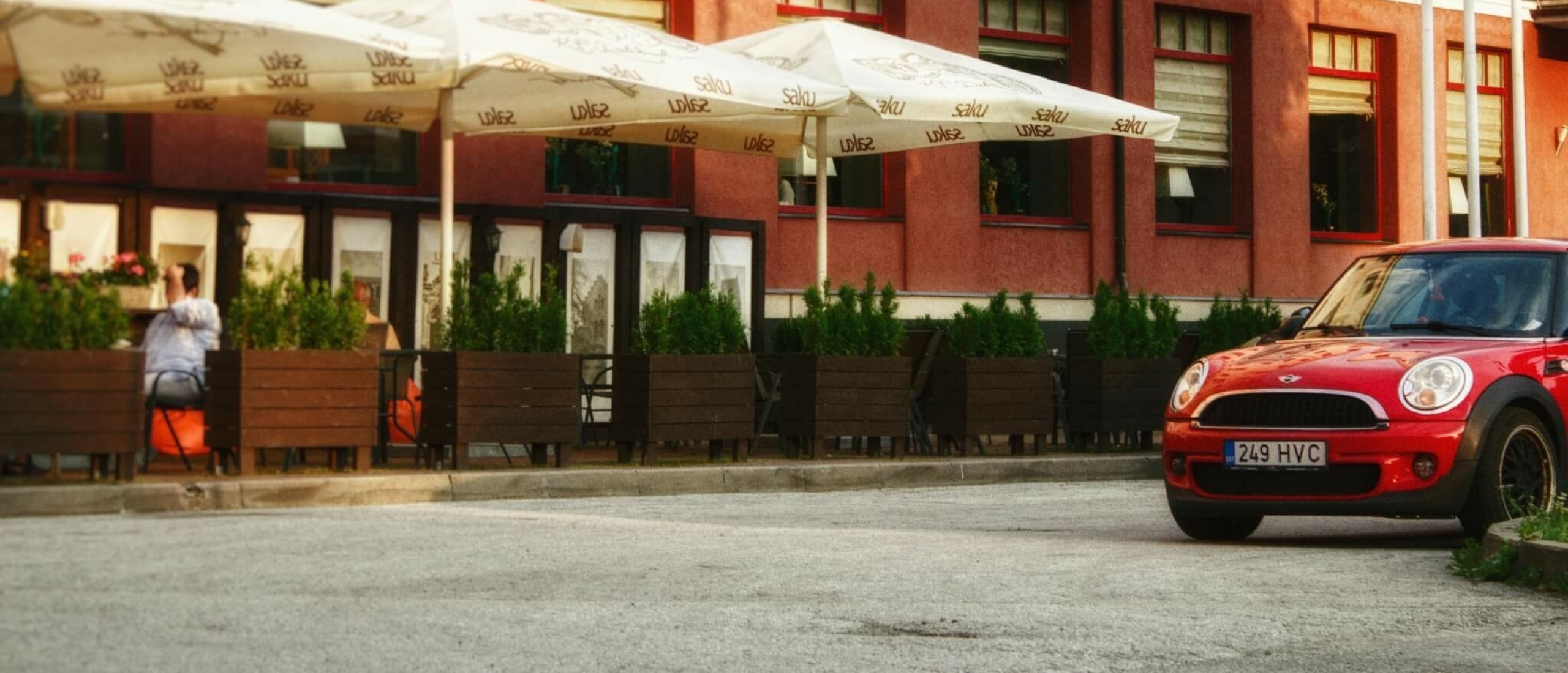 Schokdempers laten repareren of vervangen? Schokdempers laten repareren of vervangen?