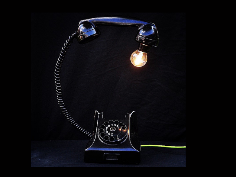 vintage-bakelieten-telefoon-lamp