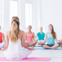 Yogales geven aan yoga-professionals