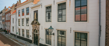 Per inschrijving aangekocht: het Heerenlogement Vlissingen