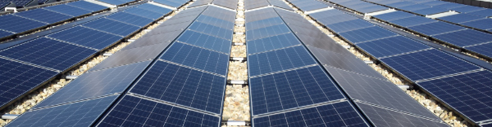 Zonnestroominstallatie Postcoderoos Sluis-Breskens op dak Vooruit