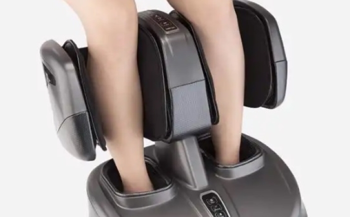 Kuiten masseren door luxe voetmassage apparaat