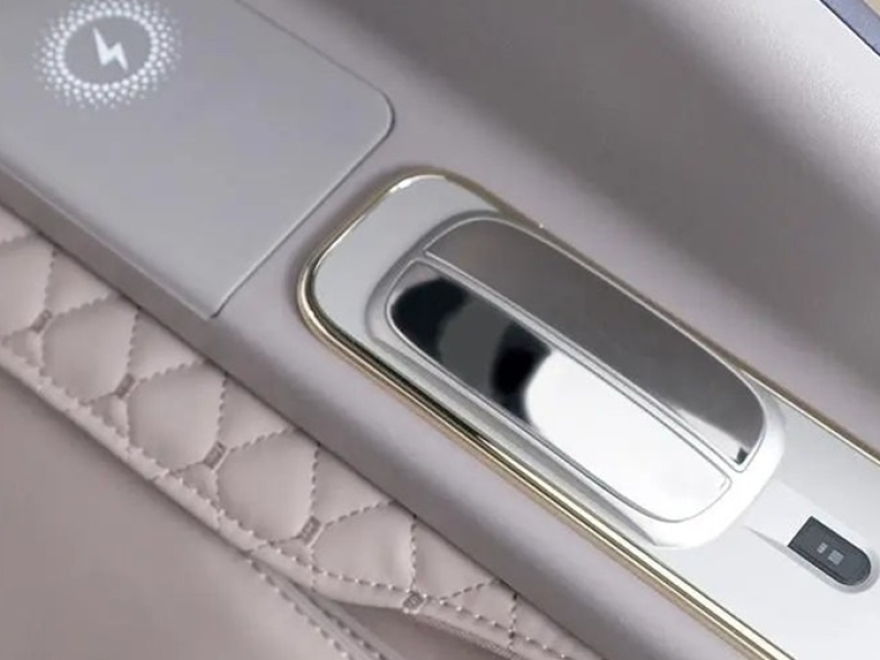 Detailfoto speakers en kussen 4d massagestoel